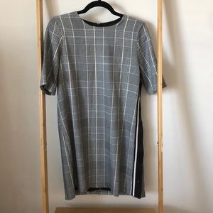 Plaid Zara shift dress with side snap detailing